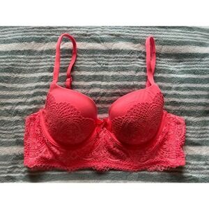 Victoria's Secret body by Victoria line Demi Buste bra size 34B